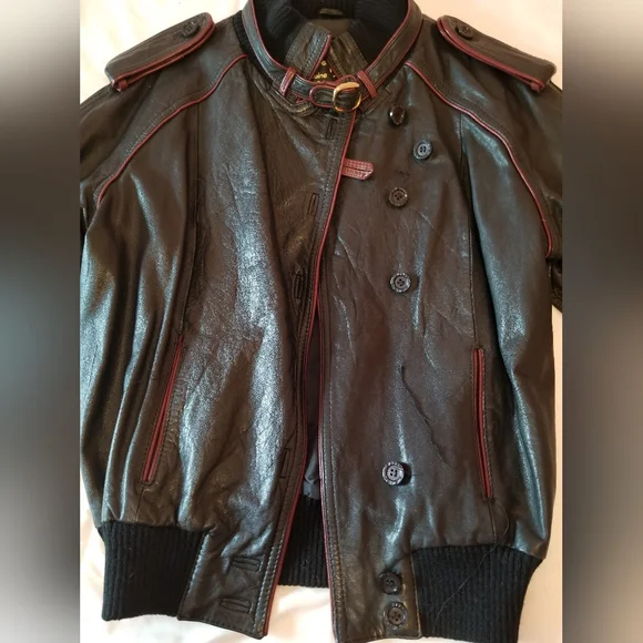 Leather jacket - Picture 2 of 3